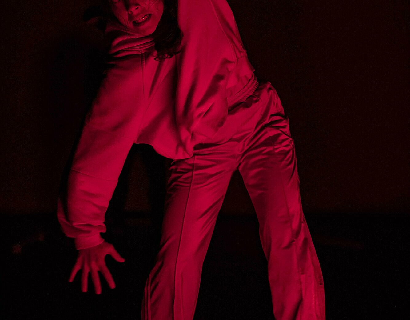 Spectacle de danse "Le Petite Chaperon Rouge" présenté par la compagnie Sylvain Huc durant la saison 24/25 de la CAPB KULTURA